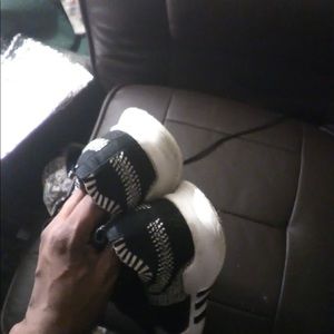 Running shoes mid condition willing to trade